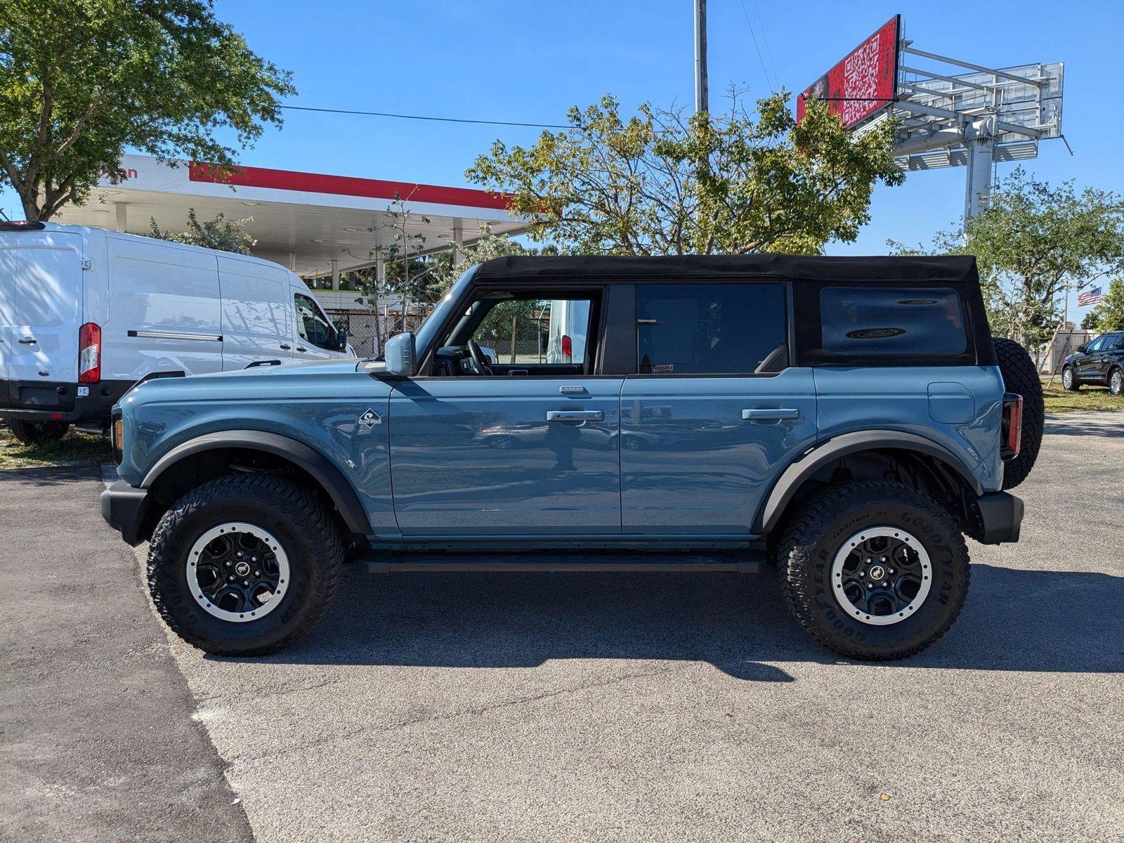 2022 Ford Bronco Vehicle Photo in Miami, FL 33015