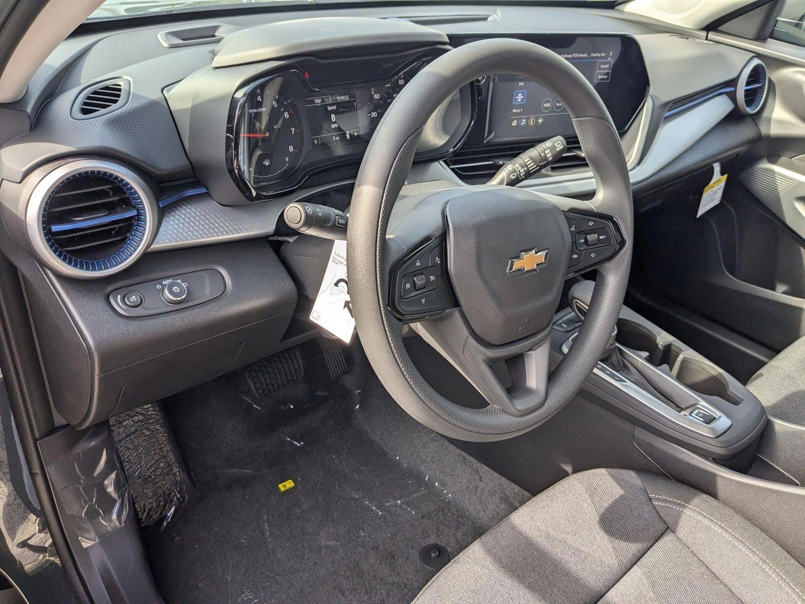 2025 Chevrolet Trax Vehicle Photo in MIAMI, FL 33134-2699