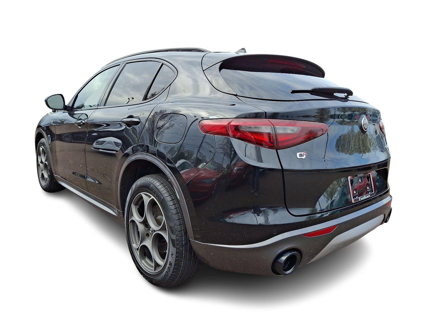 2022 Alfa Romeo Stelvio Vehicle Photo in Willow Grove, PA 19090