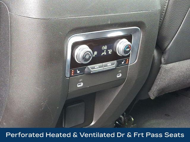 2024 GMC Yukon XL Vehicle Photo in DANBURY, CT 06810-5034