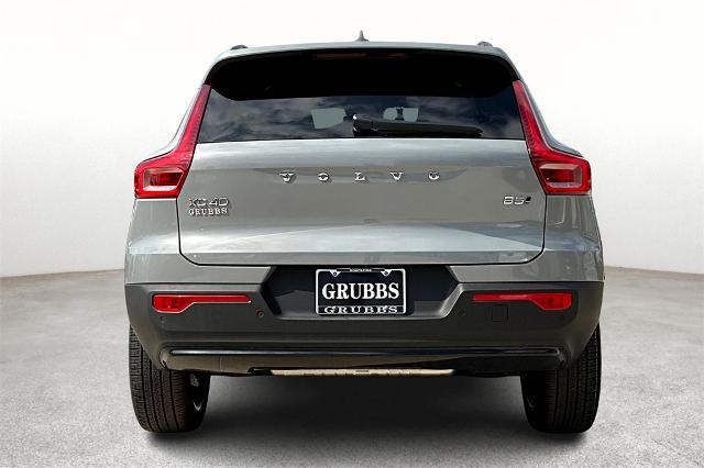 2025 Volvo XC40 Vehicle Photo in Grapevine, TX 76051