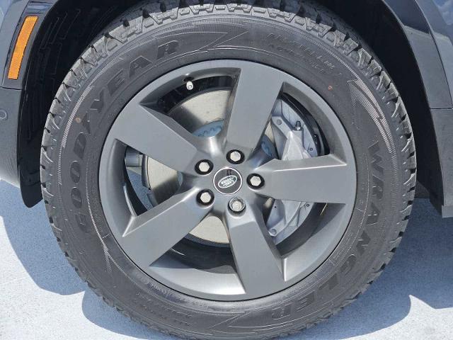 2025 Defender Vehicle Photo in AUSTIN, TX 78717