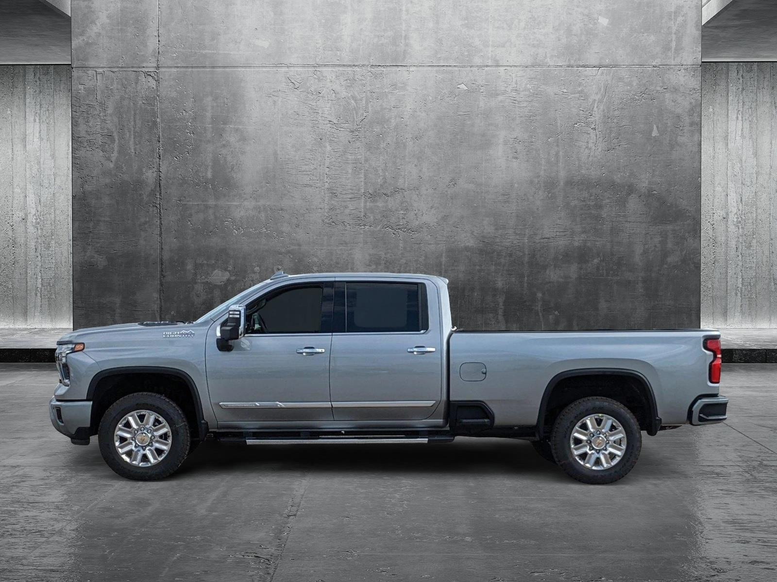 2025 Chevrolet Silverado 2500 HD Vehicle Photo in PEMBROKE PINES, FL 33024-6534