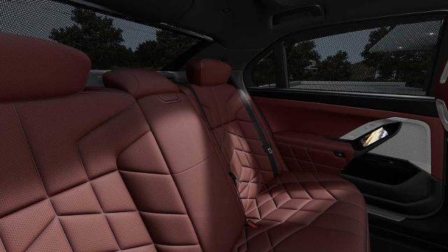 2025 BMW 750e xDrive Vehicle Photo in GRAPEVINE, TX 76051