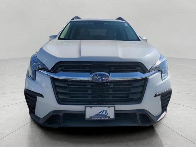 2025 Subaru Ascent Vehicle Photo in Green Bay, WI 54304