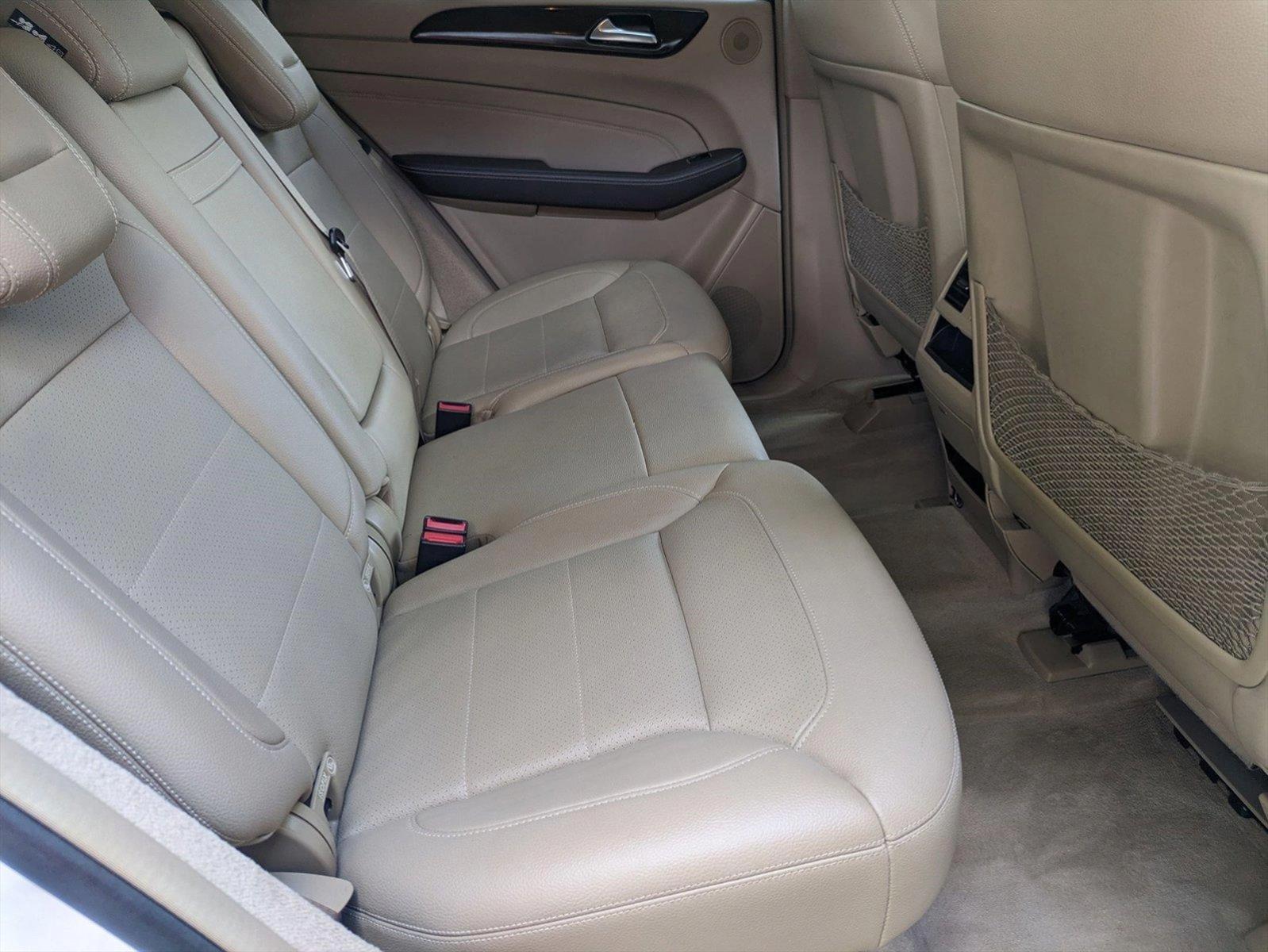 2015 Mercedes-Benz M-Class Vehicle Photo in GREENACRES, FL 33463-3207