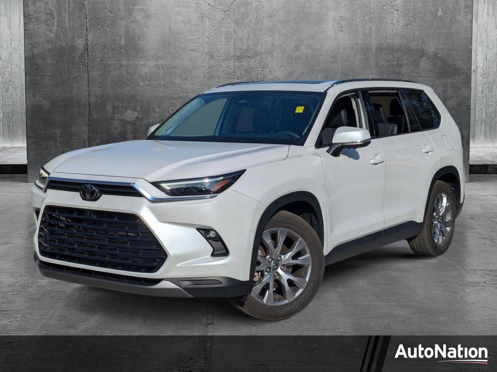 2024 Toyota Grand Highlander Vehicle Photo in Tampa, FL 33614