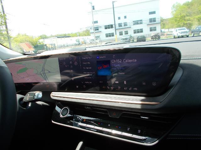 2025 Buick Envision Vehicle Photo in LOWELL, MA 01852-4336