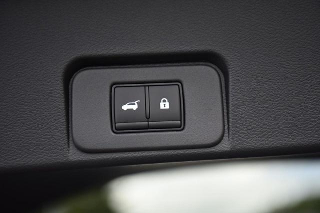 2025 Nissan Rogue Vehicle Photo in Ballwin, MO 63011