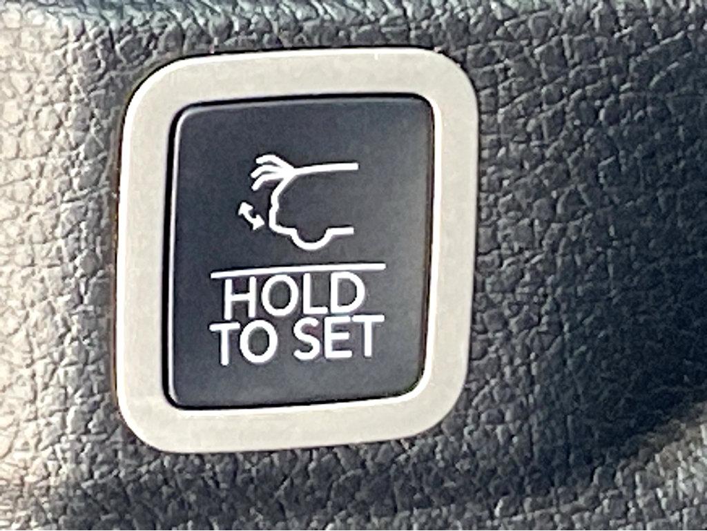 2021 Jeep Grand Cherokee L Vehicle Photo in POOLER, GA 31322-3252