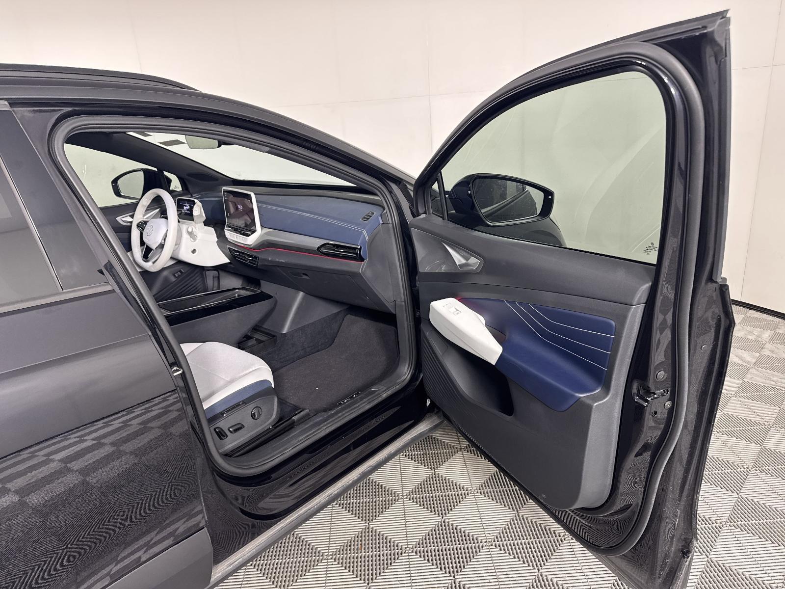 2023 Volkswagen ID.4 Vehicle Photo in Georgetown, TX 78626