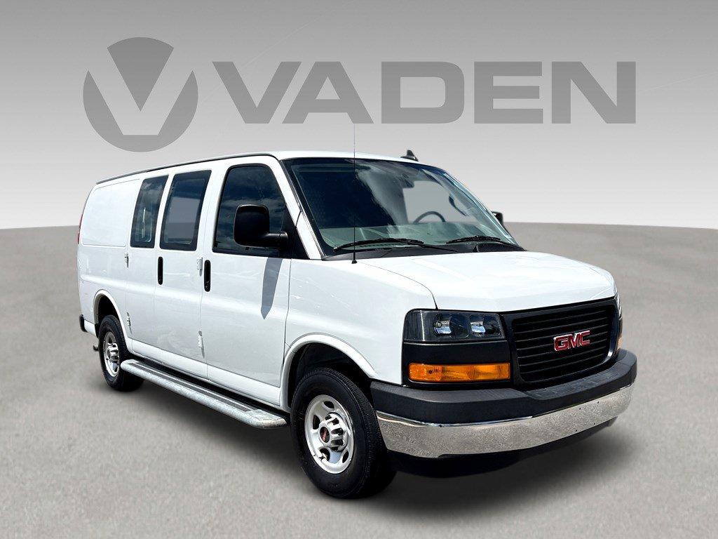 2023 GMC Savana Cargo Van Vehicle Photo in SAVANNAH, GA 31406-4513