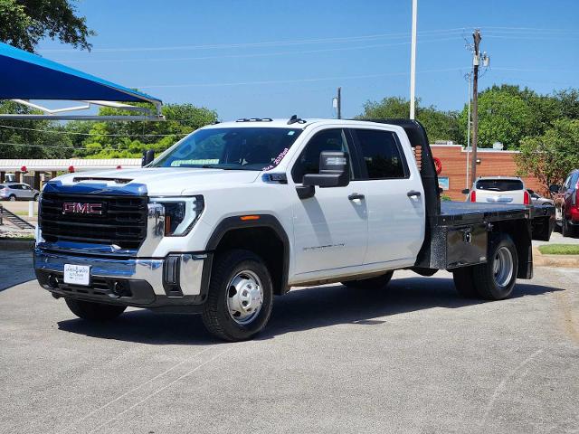2024 GMC Sierra 3500 HD CC Vehicle Photo in DENTON, TX 76210-9321