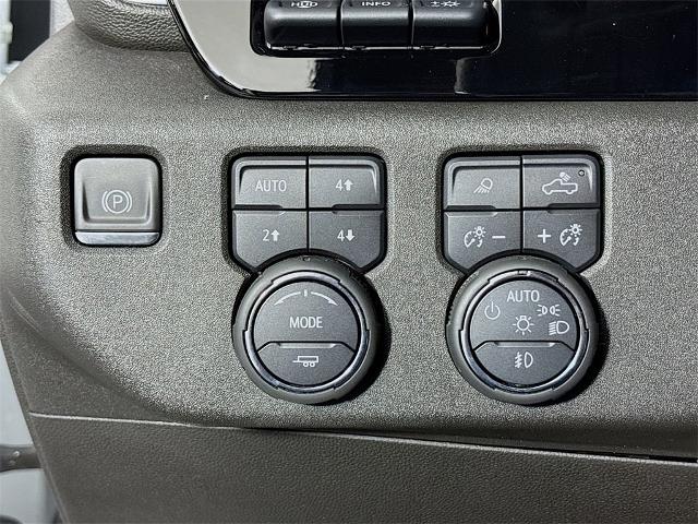 2022 Chevrolet Silverado 1500 Vehicle Photo in PUYALLUP, WA 98371-4149