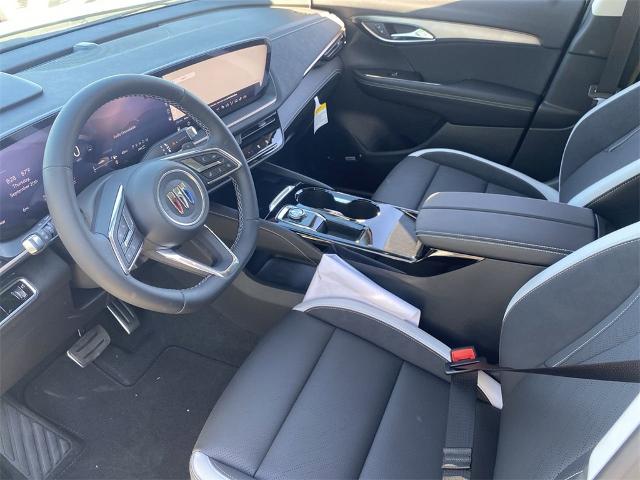 2024 Buick Envision Vehicle Photo in GOODYEAR, AZ 85338-1310