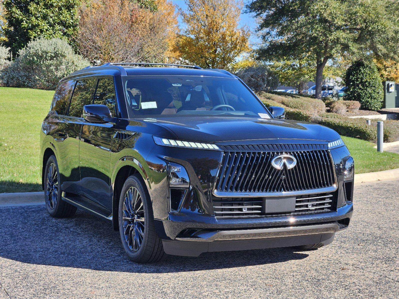 2025 INFINITI QX80 Vehicle Photo in Fort Worth, TX 76132