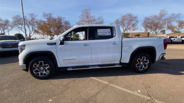 2025 GMC Sierra 1500 Vehicle Photo in GOODYEAR, AZ 85338-1310