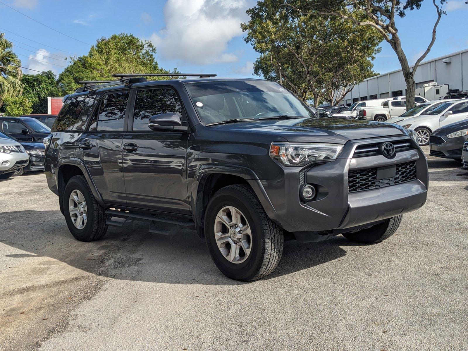 2021 Toyota 4RUN Vehicle Photo in GREENACRES, FL 33463-3207