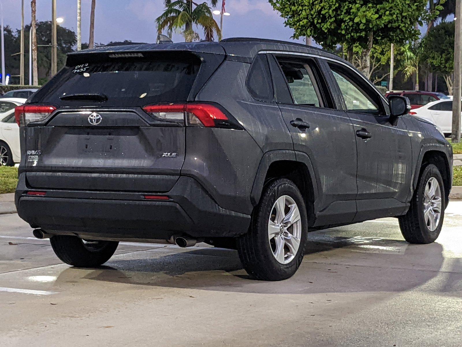 2021 Toyota RAV4 Vehicle Photo in Davie, FL 33331