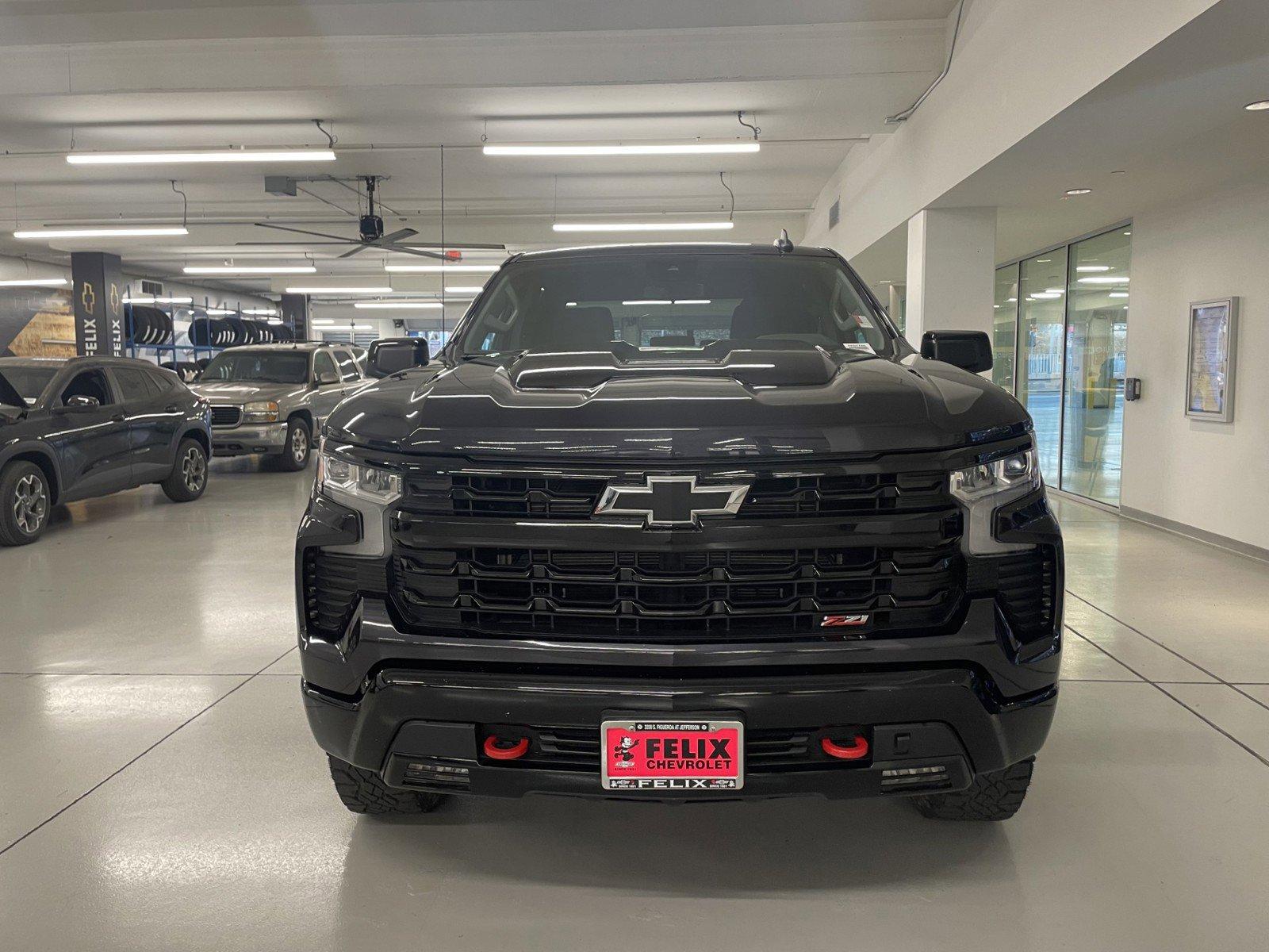 2022 Chevrolet Silverado 1500 Vehicle Photo in LOS ANGELES, CA 90007-3794