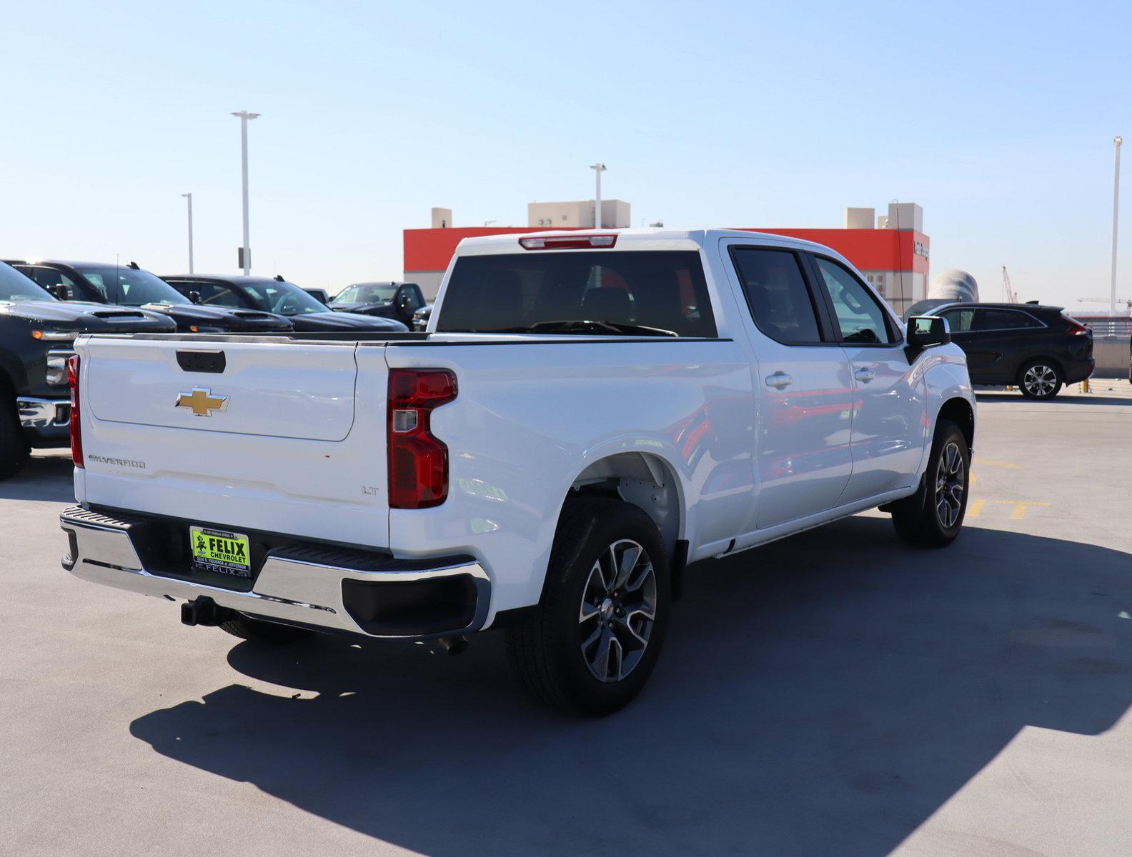 2025 Chevrolet Silverado 1500 Vehicle Photo in LOS ANGELES, CA 90007-3794