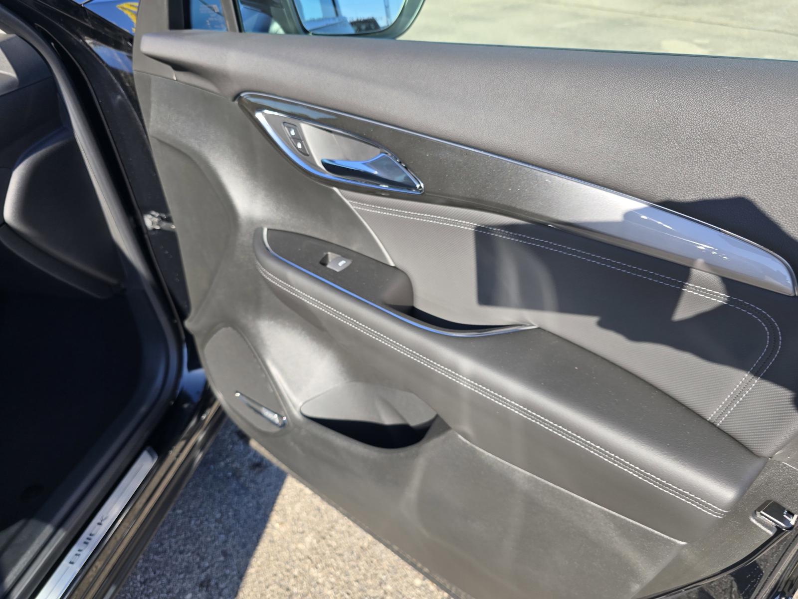 2025 Buick Envision Vehicle Photo in Rolla, MO 65401