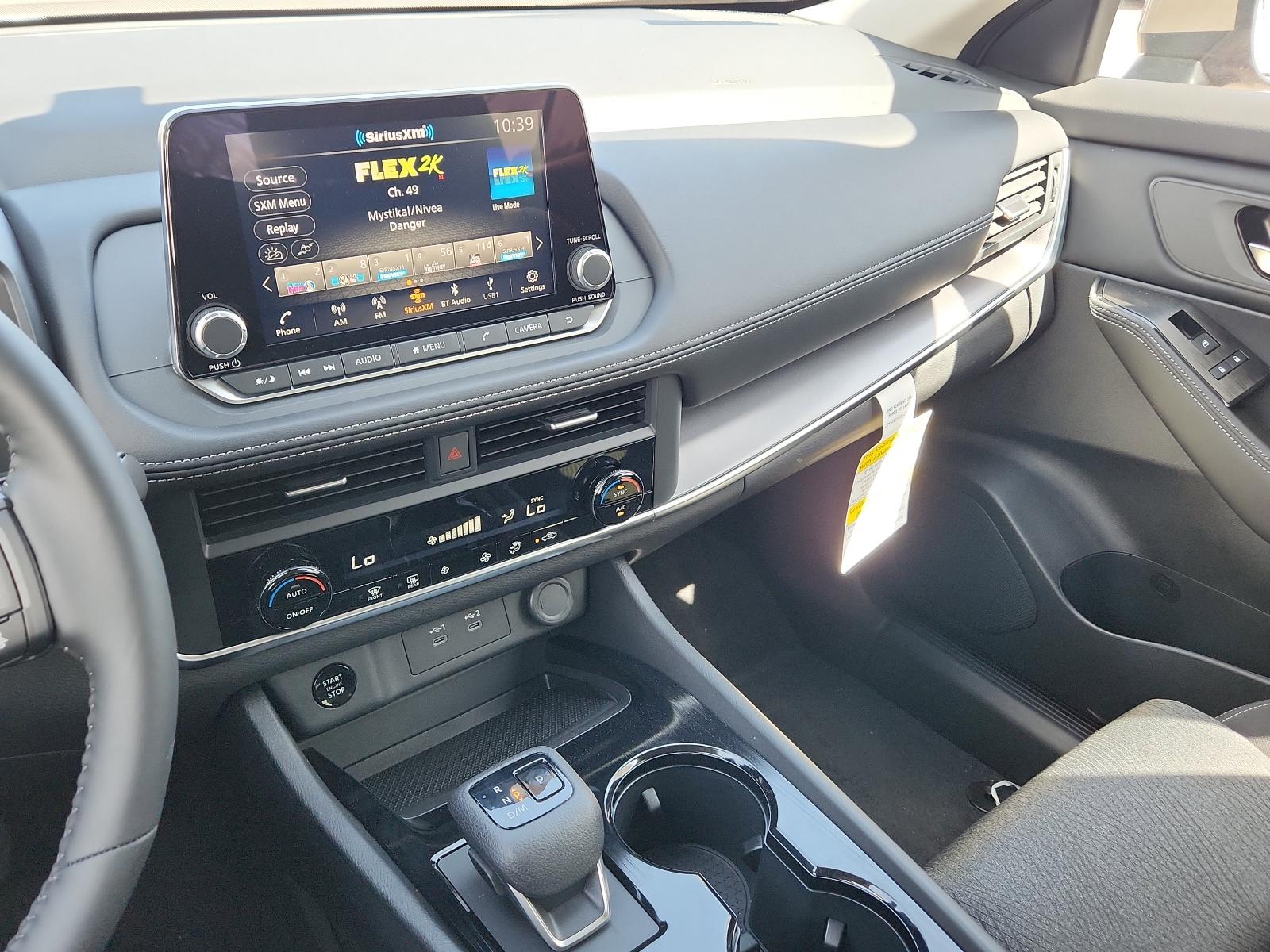 2025 Nissan Rogue Vehicle Photo in Albuquerque, NM 87110