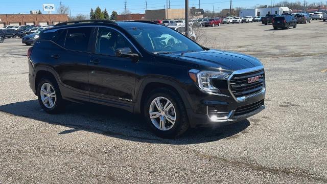 Used 2022 GMC Terrain SLE with VIN 3GKALMEV3NL217581 for sale in Sterling Heights, MI