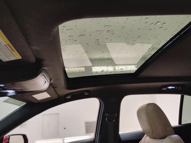 2025 Cadillac XT4 Vehicle Photo in PINEVILLE, NC 28134-8495