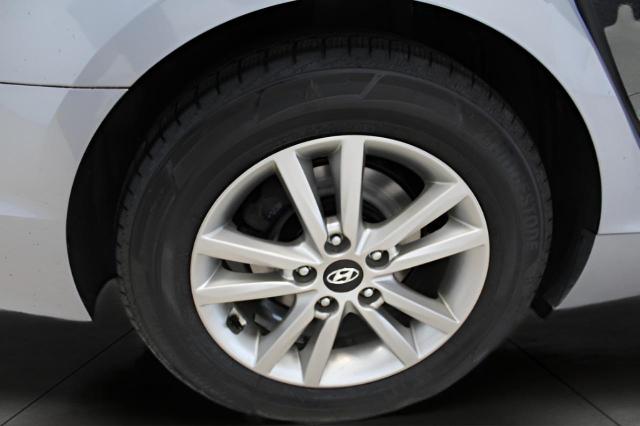 2017 Hyundai SONATA Vehicle Photo in Green Bay, WI 54304