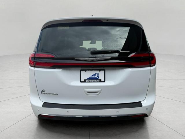 2023 Chrysler Pacifica Vehicle Photo in Appleton, WI 54914