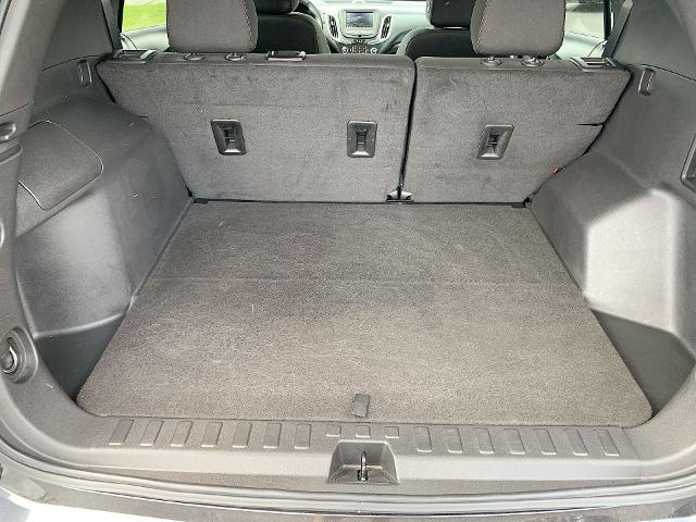 2023 Chevrolet Equinox Vehicle Photo in MOON TOWNSHIP, PA 15108-2571