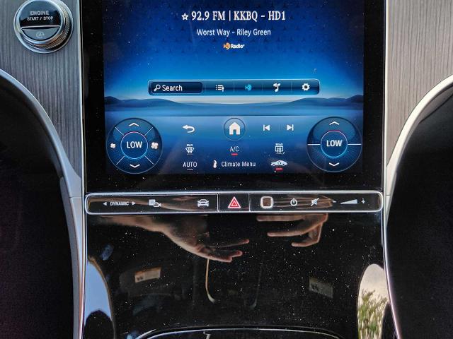 2025 Mercedes-Benz GLC Vehicle Photo in HOUSTON, TX 77079