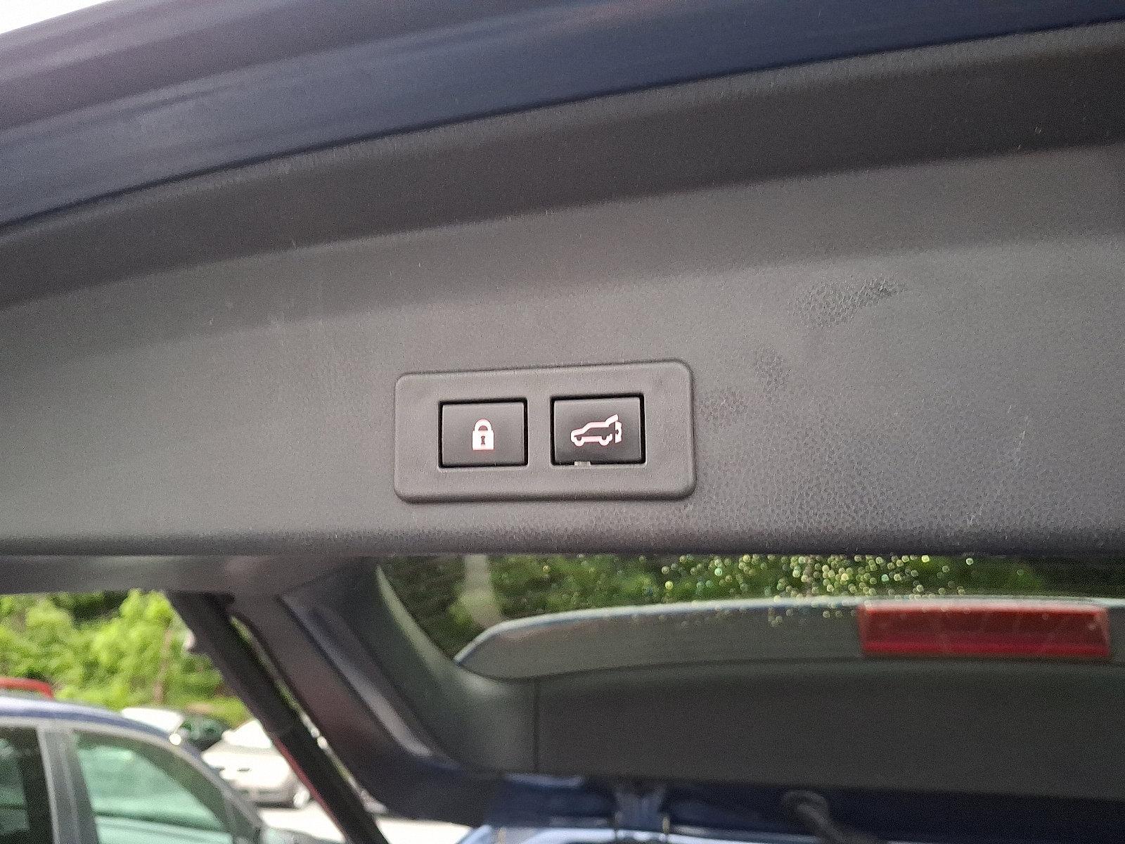 2022 Subaru Ascent Vehicle Photo in Harrisburg, PA 17111