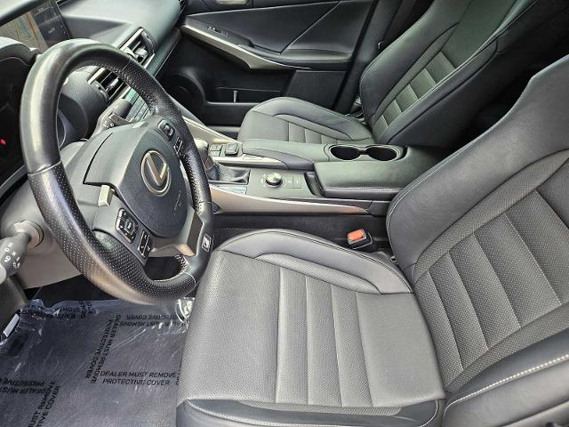 2020 Lexus IS 350 Vehicle Photo in FORT WORTH, TX 76132