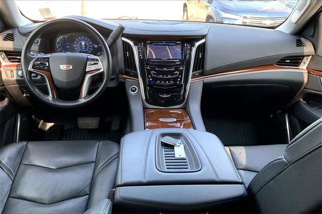 2020 Cadillac Escalade Vehicle Photo in KANSAS CITY, MO 64114-4502