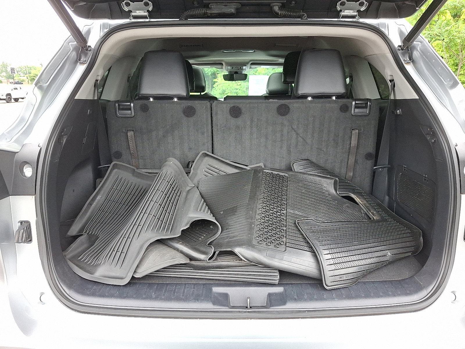 2021 Toyota Highlander Vehicle Photo in Trevose, PA 19053
