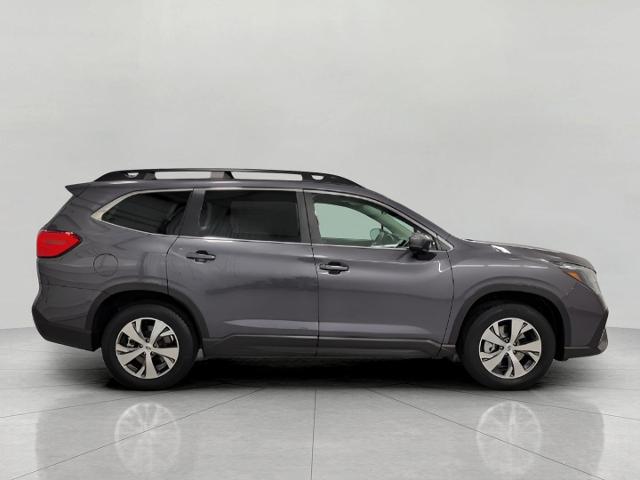 2024 Subaru Ascent Vehicle Photo in Green Bay, WI 54304