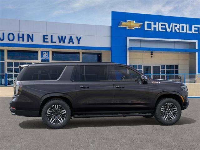 2025 Chevrolet Suburban Vehicle Photo in ENGLEWOOD, CO 80113-6708