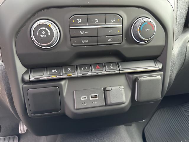 2022 Chevrolet Silverado 1500 Vehicle Photo in MANITOWOC, WI 54220-5838