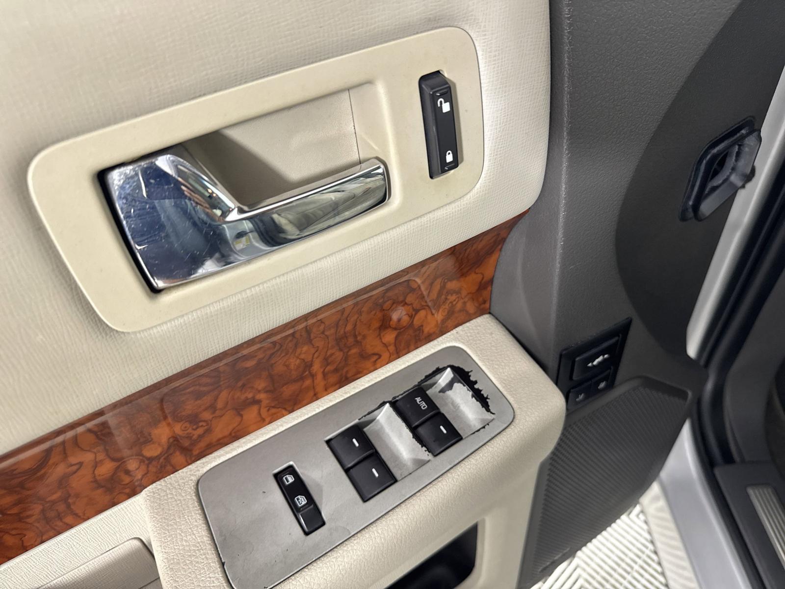 2011 Ford Flex Vehicle Photo in GEORGETOWN, TX 78626-7508