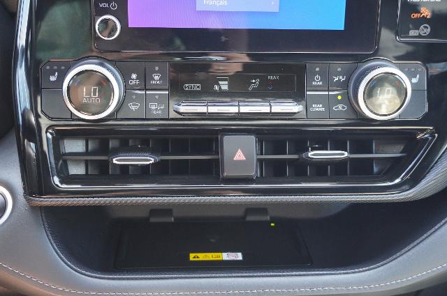 2024 Toyota Highlander Vehicle Photo in Riverdale, UT 84405