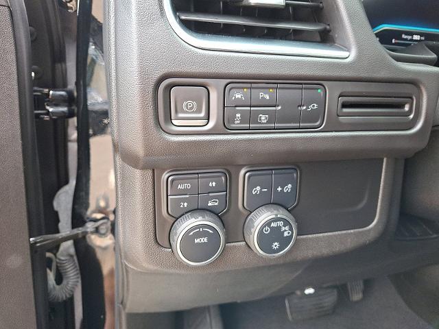 2022 Chevrolet Suburban Vehicle Photo in TREVOSE, PA 19053-4984