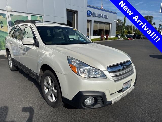 2013 Subaru Outback Vehicle Photo in Puyallup, WA 98371