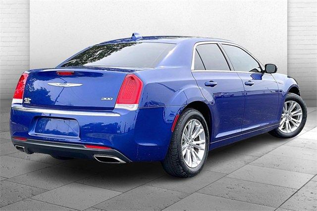 2019 Chrysler 300 Vehicle Photo in INDEPENDENCE, MO 64055-1314