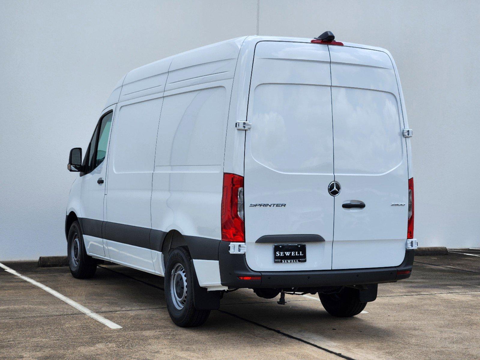 2024 Mercedes-Benz Sprinter Cargo Van Vehicle Photo in HOUSTON, TX 77079