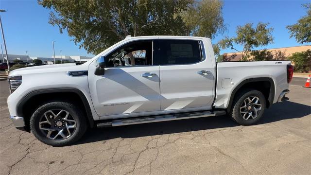 2025 GMC Sierra 1500 Vehicle Photo in GOODYEAR, AZ 85338-1310