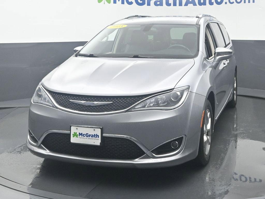 2018 Chrysler Pacifica Vehicle Photo in Marion, IA 52302