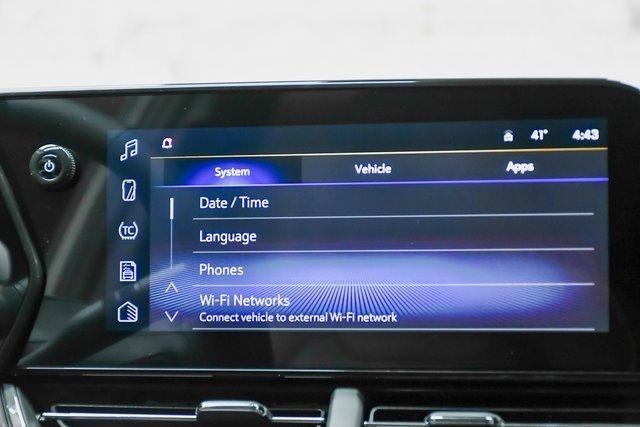 2025 Chevrolet Trax Vehicle Photo in EVERETT, WA 98203-5662