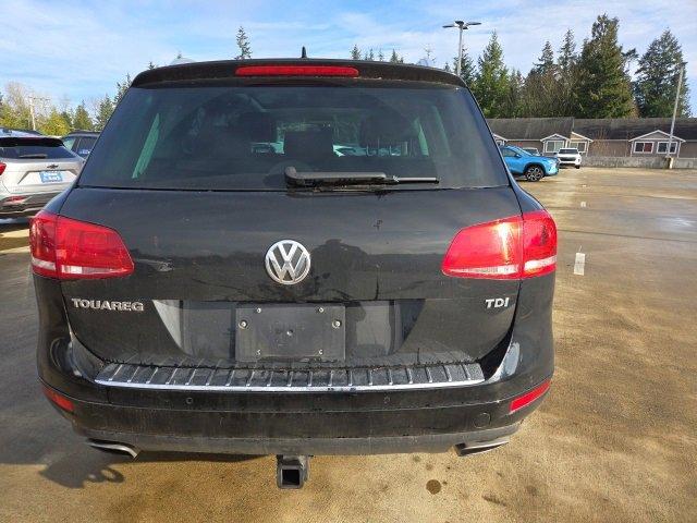 2012 Volkswagen Touareg Vehicle Photo in EVERETT, WA 98203-5662